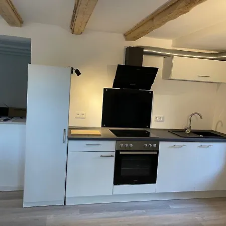 아파트 Studio-apartment Mit Separatem Eingang, 63qm 코부르크