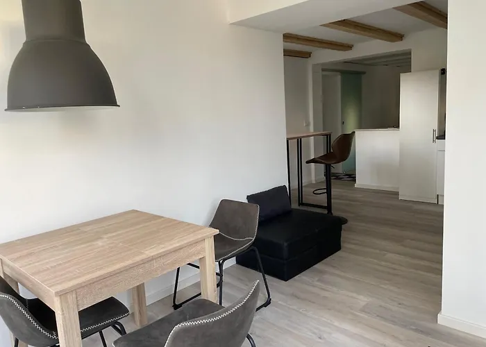Studio-apartment Mit Separatem Eingang, 63qm 아파트 코부르크