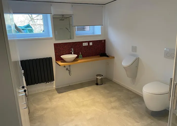 아파트 Studio-apartment Mit Separatem Eingang, 63qm *
